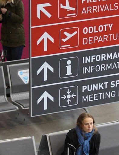 Modlin stracił niemal milion pasażerów w rok. Nowe umowy dają nadzieję na...