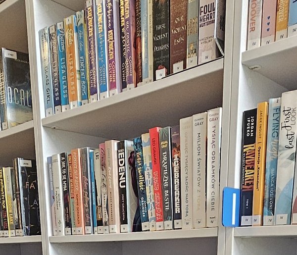 Legionowo: Gra terenowa między regałami w bibliotece-140599