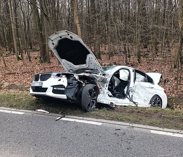 Stanisławów Pierwszy: Zderzenie trzech osobówek i ciężarówki na DW632...-143274