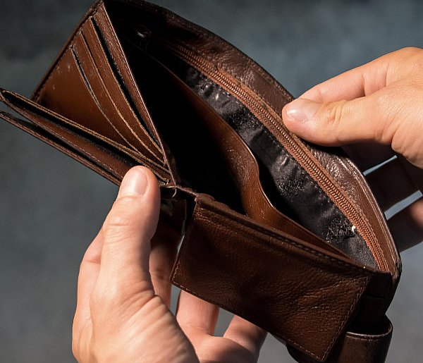 Twój przelew może "utknąć" na 5 dni. Lepiej sprawdź, zanim go wyślesz-143373