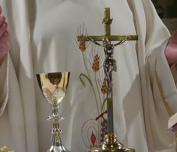 Obowiązkowe święto dla katolików. Wtedy trzeba iść do kościoła-143704