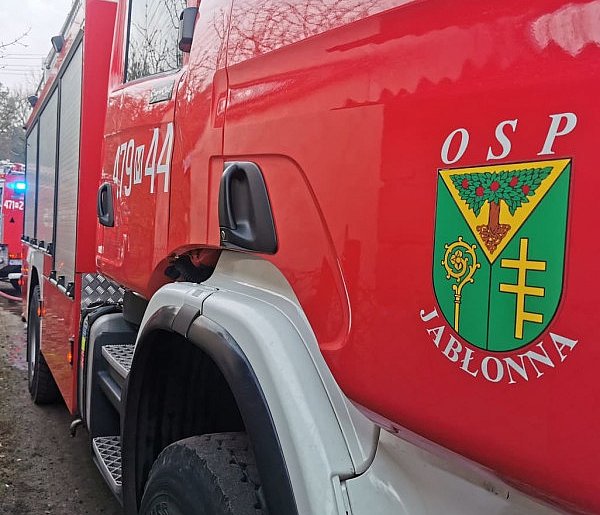 Jabłonna: Pożar samochodu na Chotomowskiej