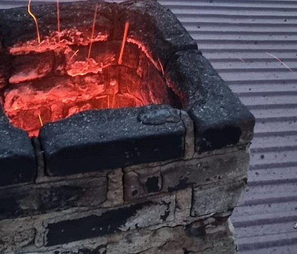 Kania Nowa: Pożar sadzy w domu przy Aroniowej