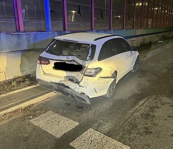 Legionowo: Kolizja dwóch osobówek na Przemysłowej