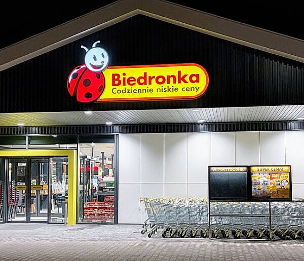 Wbiegł do Biedronki z nożem w ręku? Jest już w rękach policji