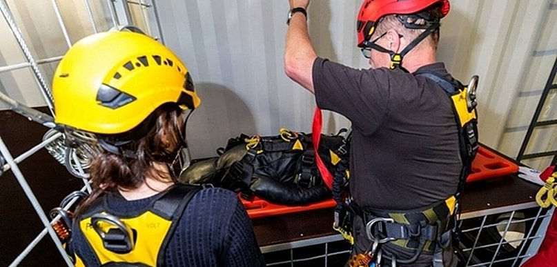 Szkolenie Wejście do przestrzeni zamkniętych (CSE) — kluczowy element systemu bezp