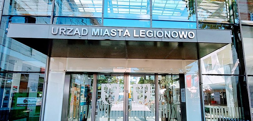 Legionowo: W ratuszu pojawią się ochrona. Będą też szyby w biurze obsługi