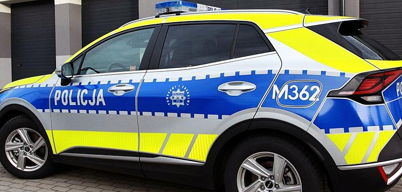 Jabłonna: "Dzwon" przy kościele. Zderzyły się ze sobą dwie osobówki