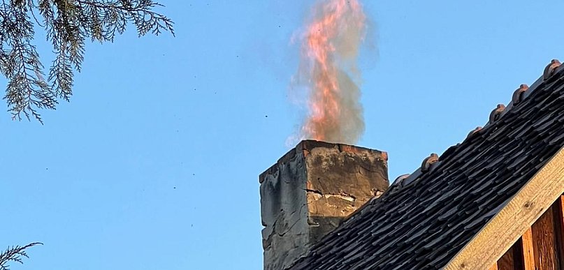W czwartek dwa pożary sadzy. Jeden w Serocku, drugi w Skubiance