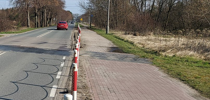 Legionowski: Starostwo szuka firmy, która wyremontuje chodniki