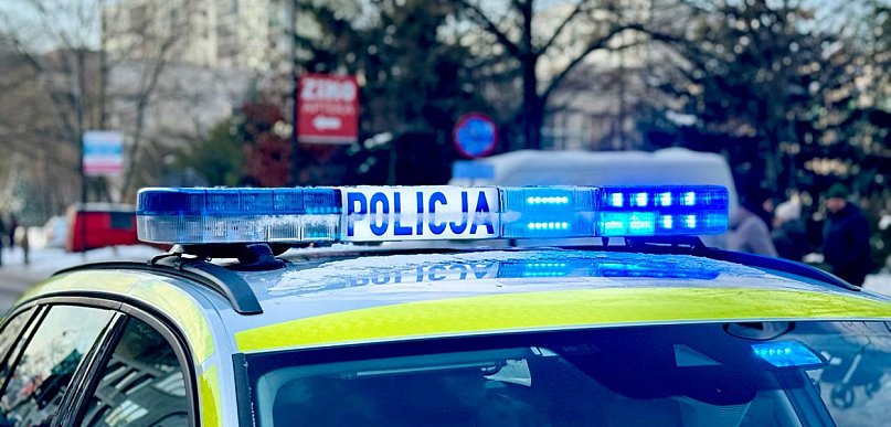 Kolizja na ul. Kolejowej w Legionowie. Mercedes uderzył w tył renault