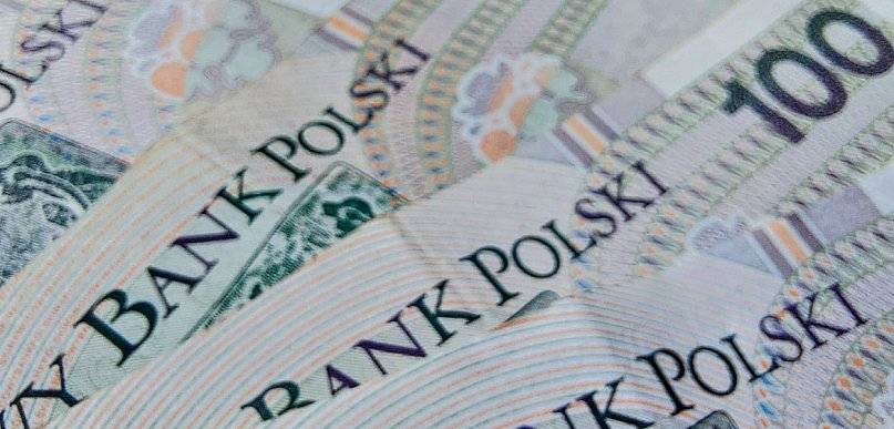 Mieszkańcy powiatu legionowskiego ruszyli po 800 plus. Już ponad 9 tys. wniosków