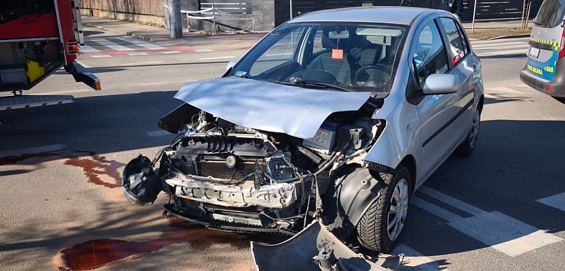 Trzy samochody zderzyły się przy skrzyżowaniu Jagiellońskiej i Krasińskiego