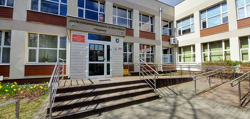 Rekrutacja do szkół średnich. Powiat legionowski osobno, Warszawa osobno