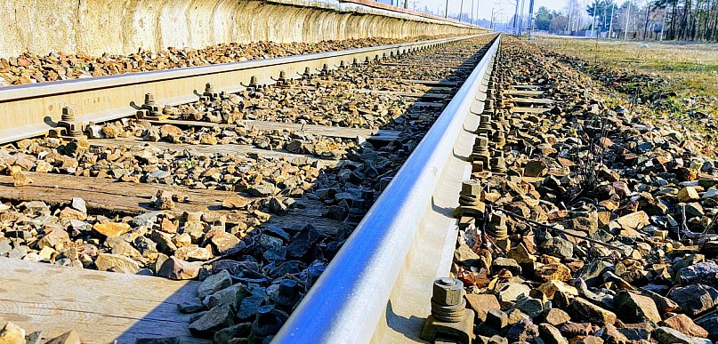 "Metro" przez gminę Serock? Linia kolejowa ma biec kilometrami pod ziemią