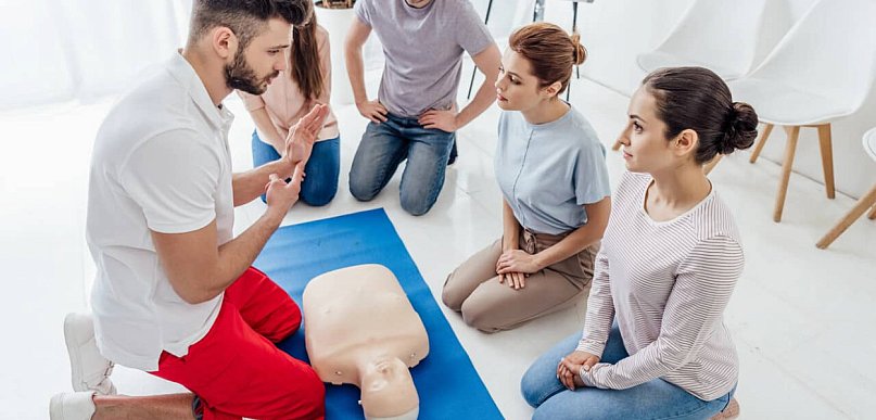 Pierwsza pomoc w firmach – czy legionowscy pracownicy są przygotowani?