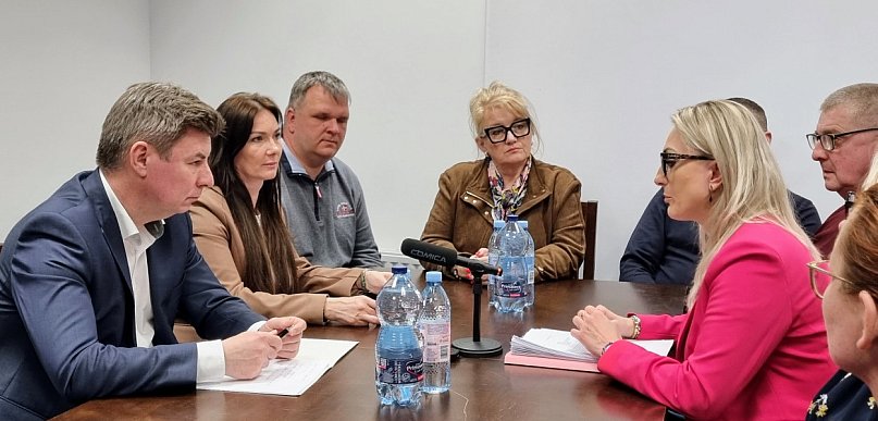 Ośrodek dla cudzoziemców w Jachrance jednak nie powstanie? Jest deklaracja...