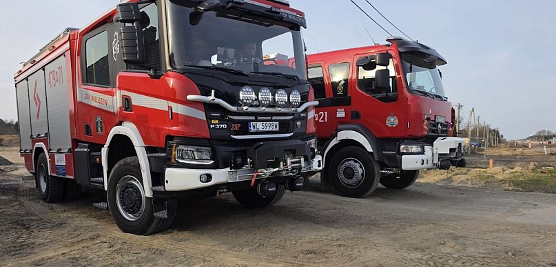 Kolizja motocykla i osobówki na DK61 w Michałowie-Reginowie