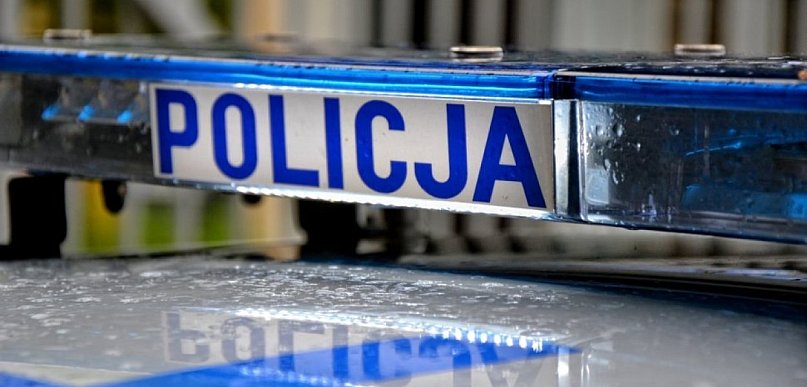 Poddębie: Wjechał skodą w maserati. Podwójna kara dla 24-latka