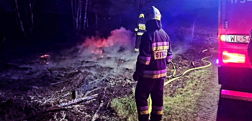 Wólka Radzymińska: Pożar łąki przy ul. Lotników