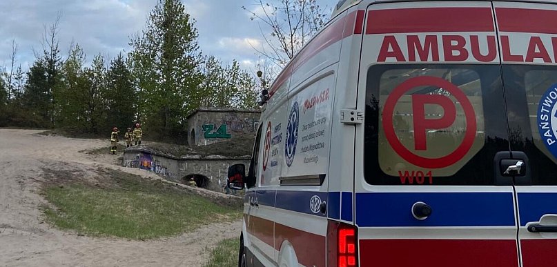 Groźny wypadek w Forcie Beniaminów. Kobieta spadła z wysokości 6 metrów