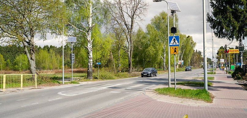 Bezpieczniej przy szkole w Stanisławowie Pierwszym. Podpisano umowę na...