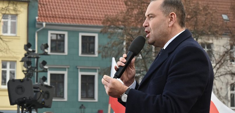 Polacy ocenili referendum prezydenta. Większość...
