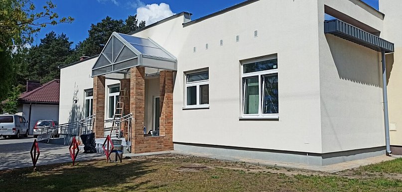 Nieporęt: Nowa poradnia, gabinety i punkt pobrań. Przychodnia przy Podleśnej...