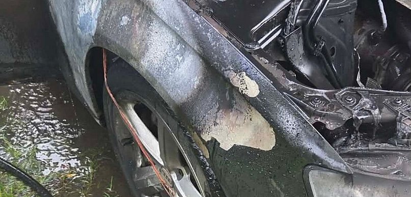 Chotomów: Audi stanęło w płomieniach