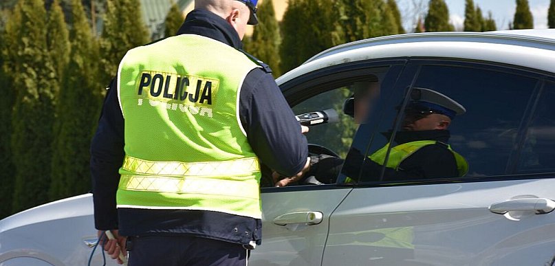 Marynino: Nie tylko alkohol. 33-latek prowadził mimo sądowego zakazu