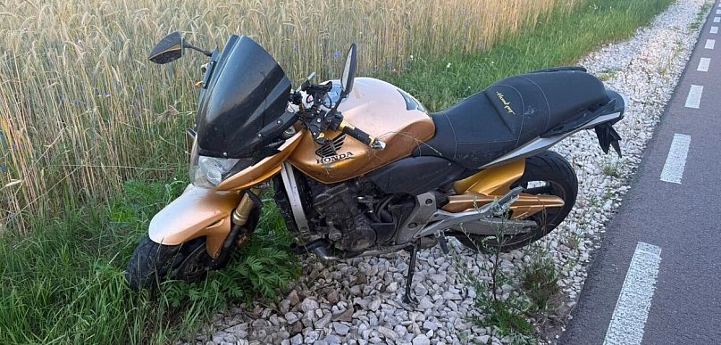 Zabłocie: Kolizja z udziałem motocyklistki