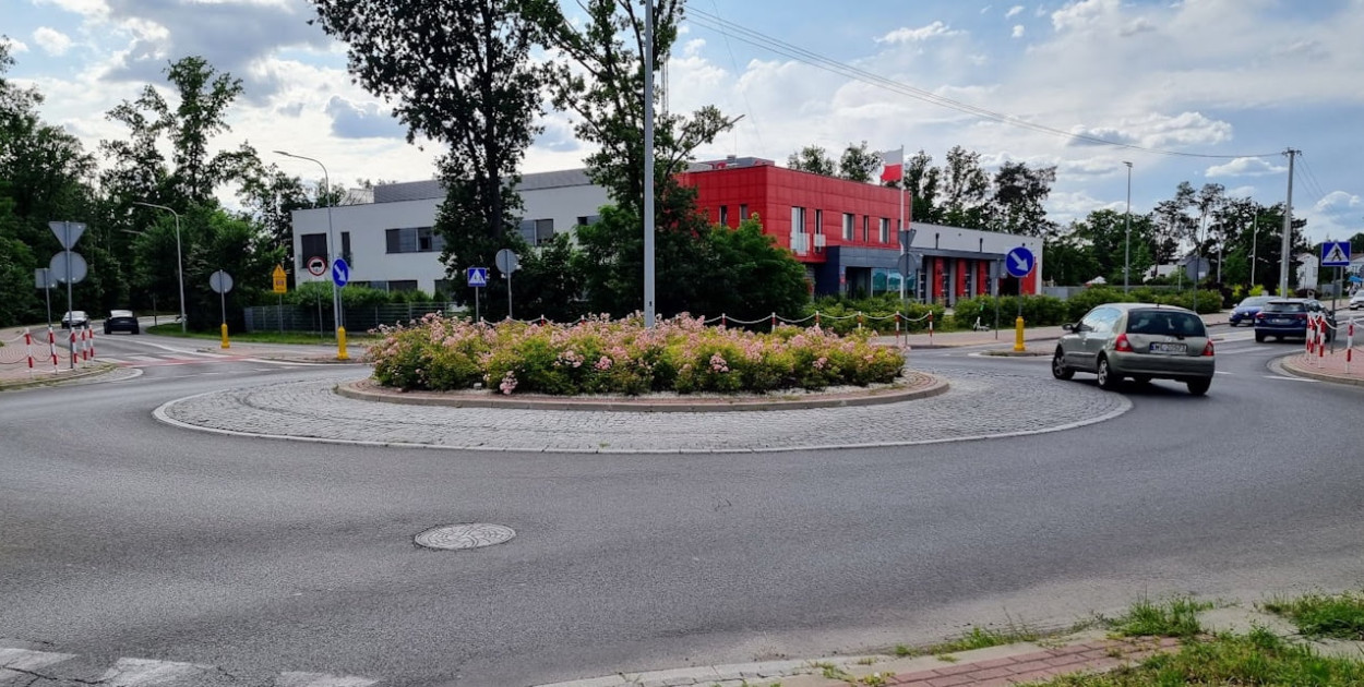 Rondo koło siedziby KP PSP Legionowo. Fot. Legio24.pl