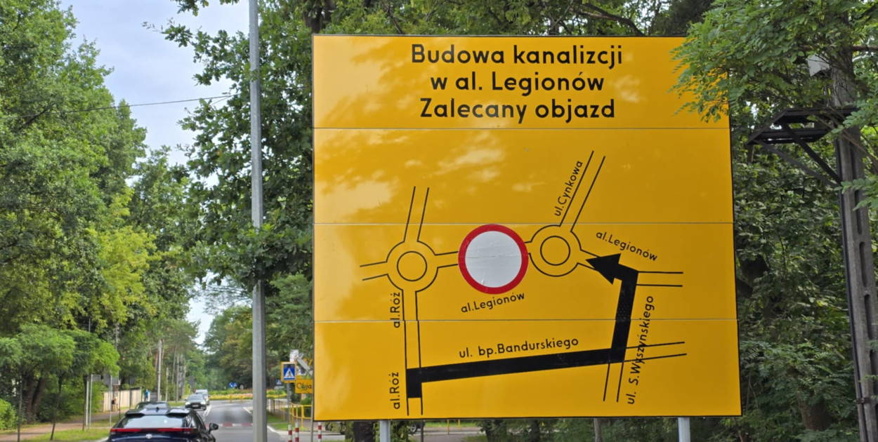Objazd wyznaczono ul. Bandurskiego. Fot. Tomasz Sobczyński