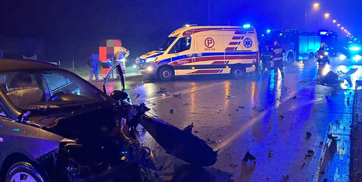 Kolizja na DW631 w Nieporęcie. Fot. KP PSP Legionowo