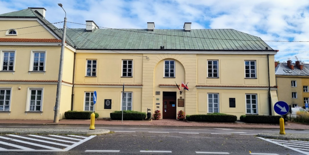 Urząd Gminy Jabłonna. Fot. arch. Legio24.pl