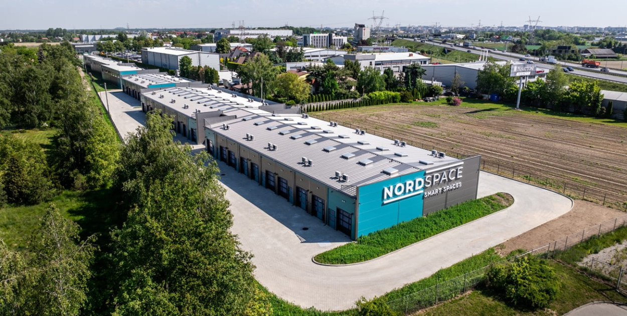 Rosnący popyt na magazyny self storage - Czemu stają się tak popularne?