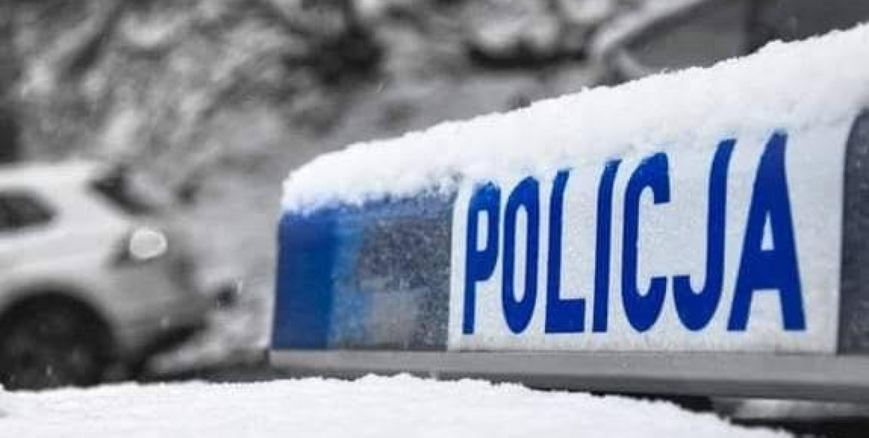 Komornica: Honda w rowie, kierowca zniknął