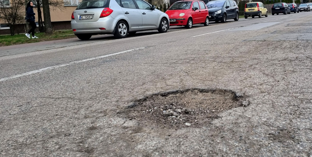 Legionowski: Powiat ogłosił dwa przetargi. Dotyczą ulic i chodników