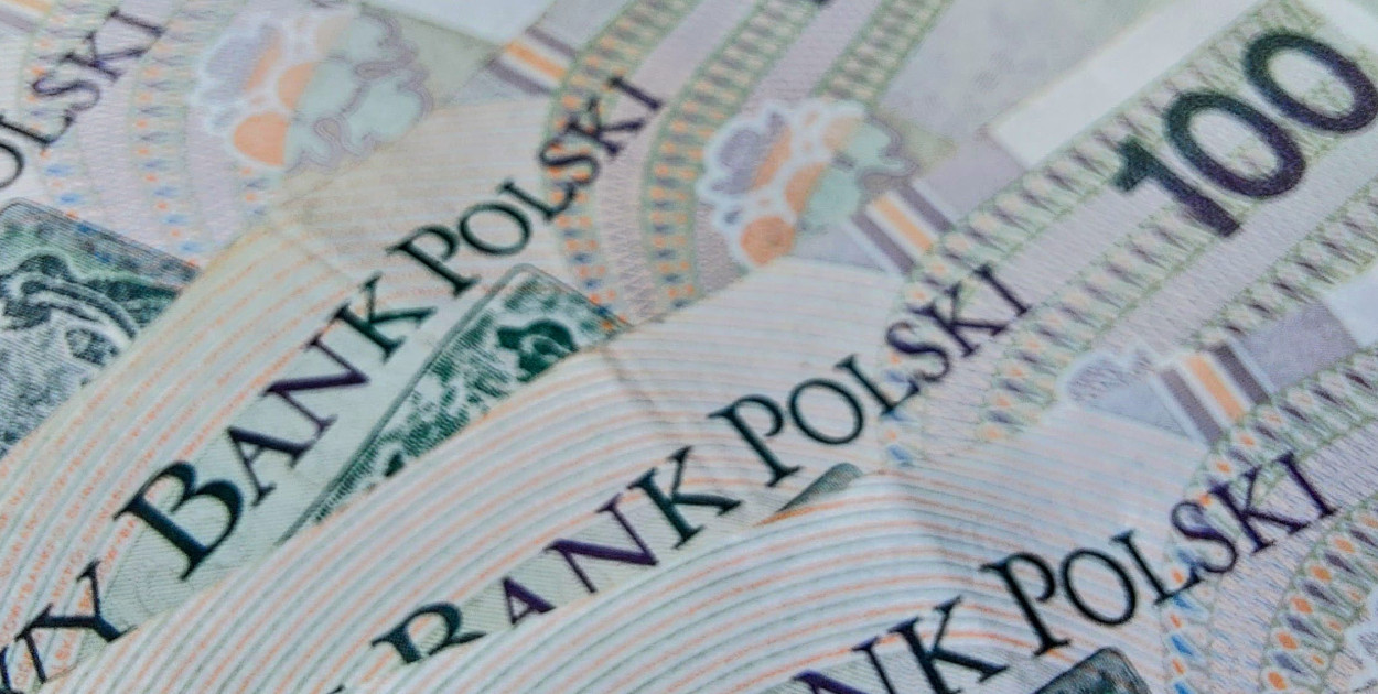 Mieszkańcy powiatu legionowskiego ruszyli po 800 plus. Już ponad 9 tys. wniosków