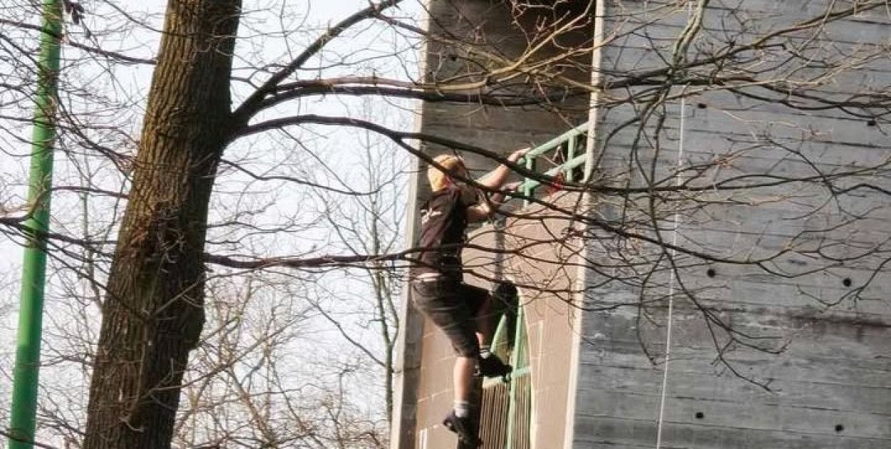 Legionowo: Wieżę na stadionie zabezpieczą płytami. Chodzi o bezpieczeństwo