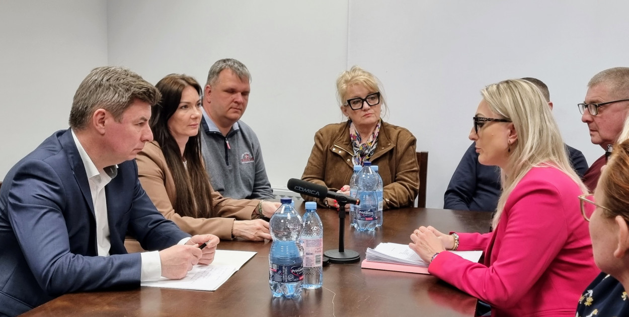 Ośrodek dla cudzoziemców w Jachrance jednak nie powstanie? Jest deklaracja Grabca