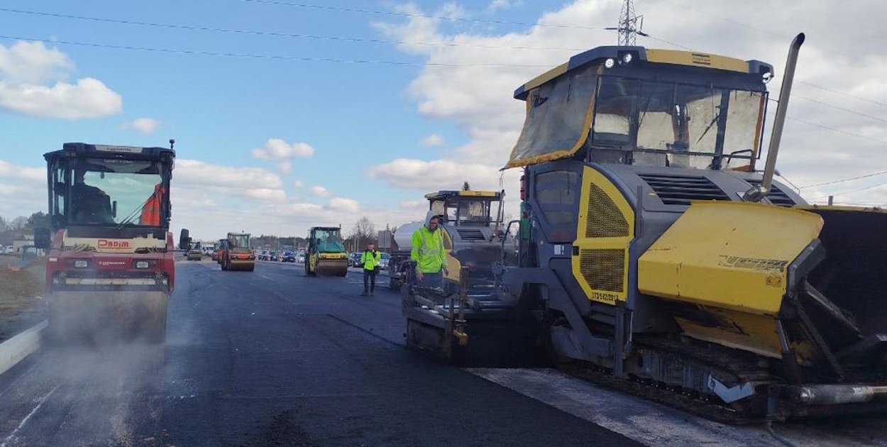 GDDKiA: Po zimowej przerwie rozbudowa DK61 nabrała rozpędu
