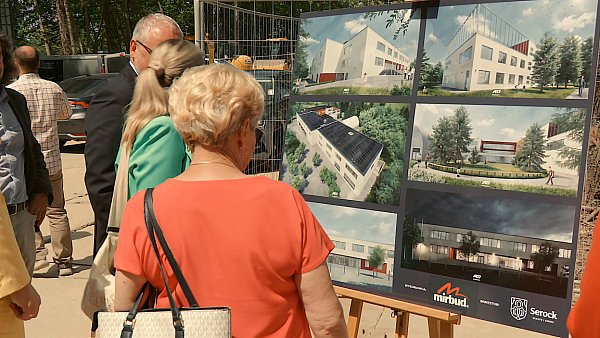Wierzbica: Ruszyła budowa szkoły podstawowej i żłobka